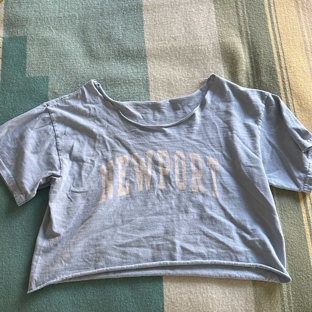 Newport crop tee from Brandy Melville